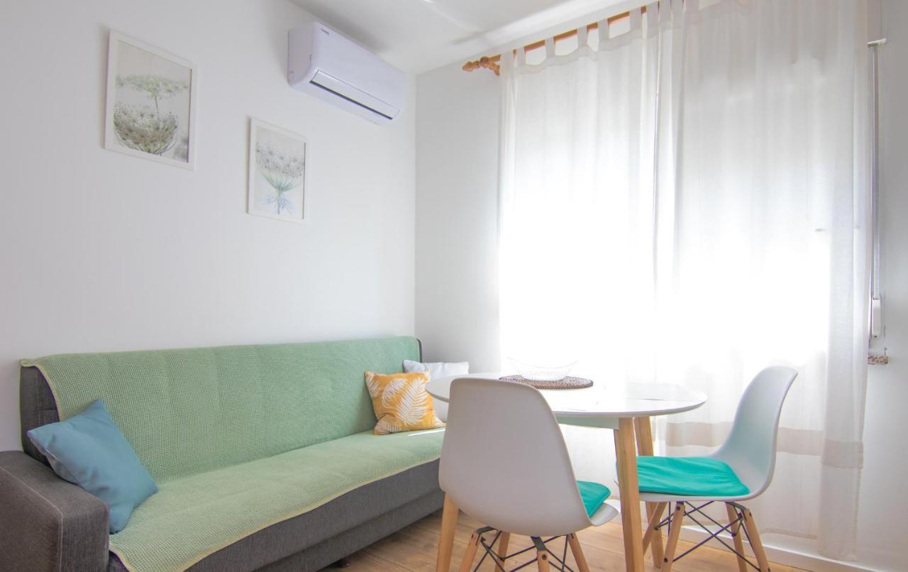 Apartmani Melita マリンスカ エクステリア 写真